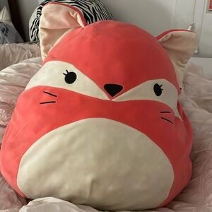 JUMBO — Fox Squishmallow